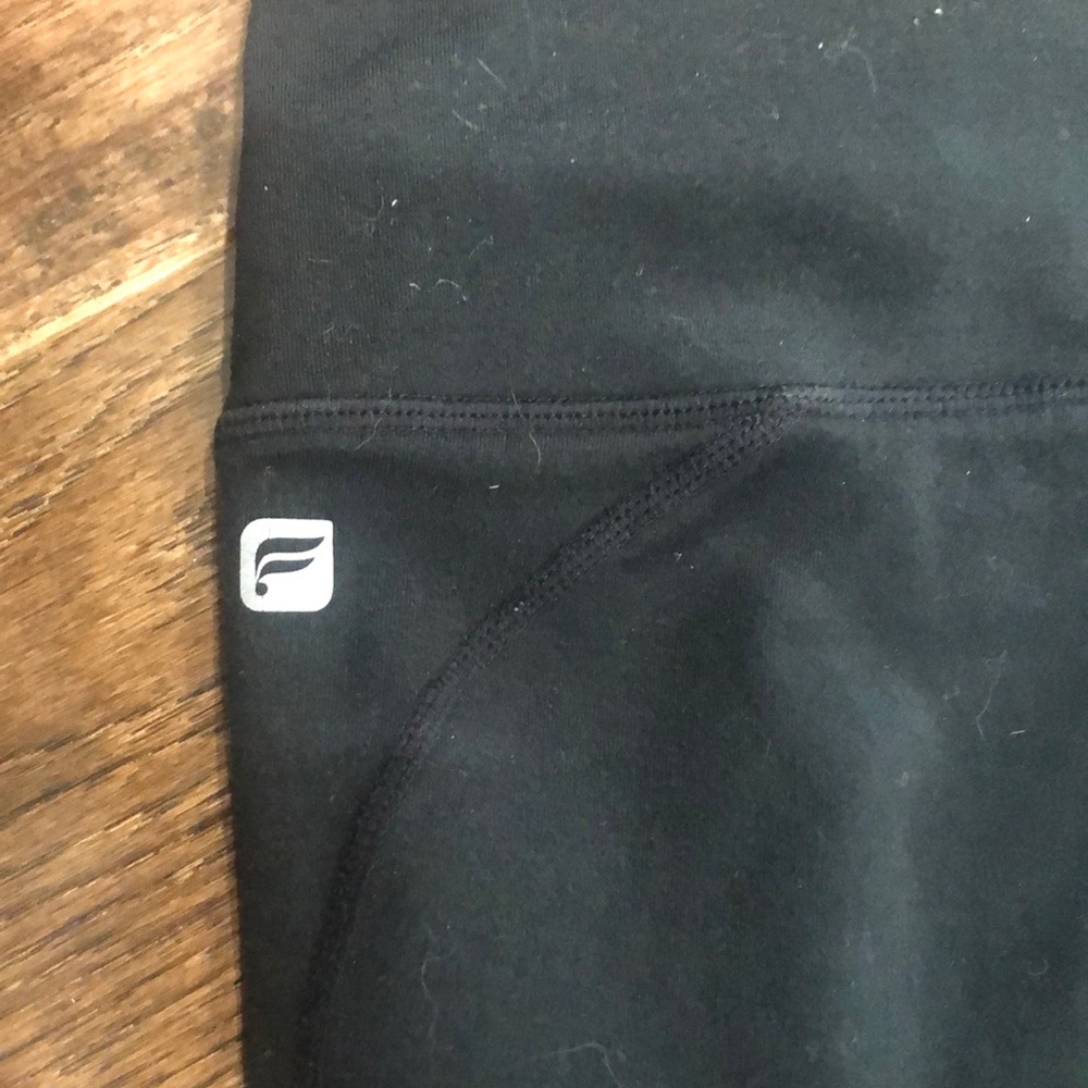 Black small fabletics leggings. Good condition